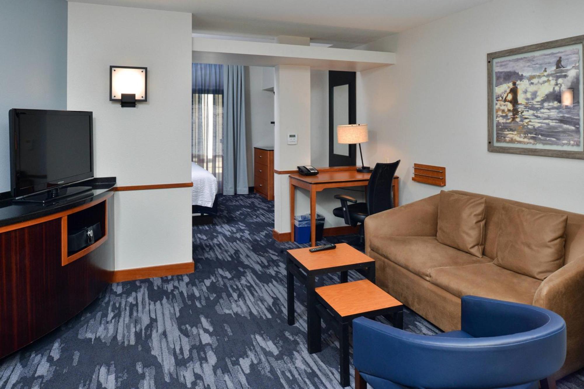 Fairfield Inn & Suites Santa Cruz - Капитола Экстерьер фото